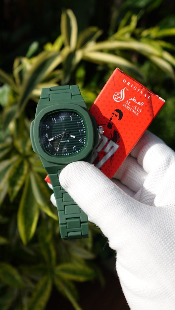 Trending Analog Watch with Arabic Numerals & Free Perfume