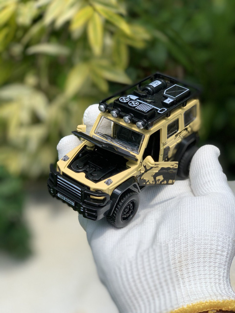 1:32 Modified G Wagon - Off-Road Beast Mode