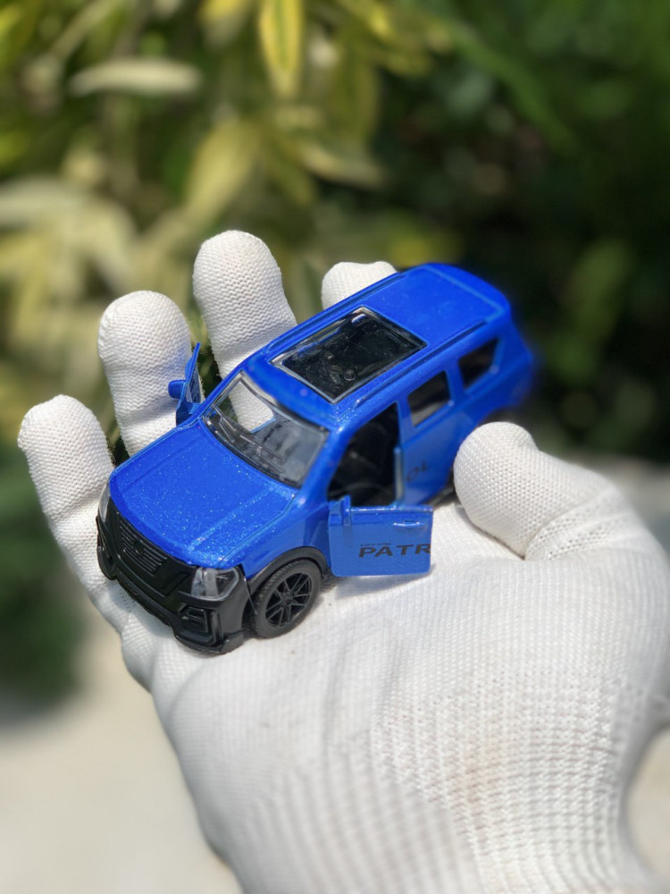 1:36 Nissan Patrol - Off-Road King