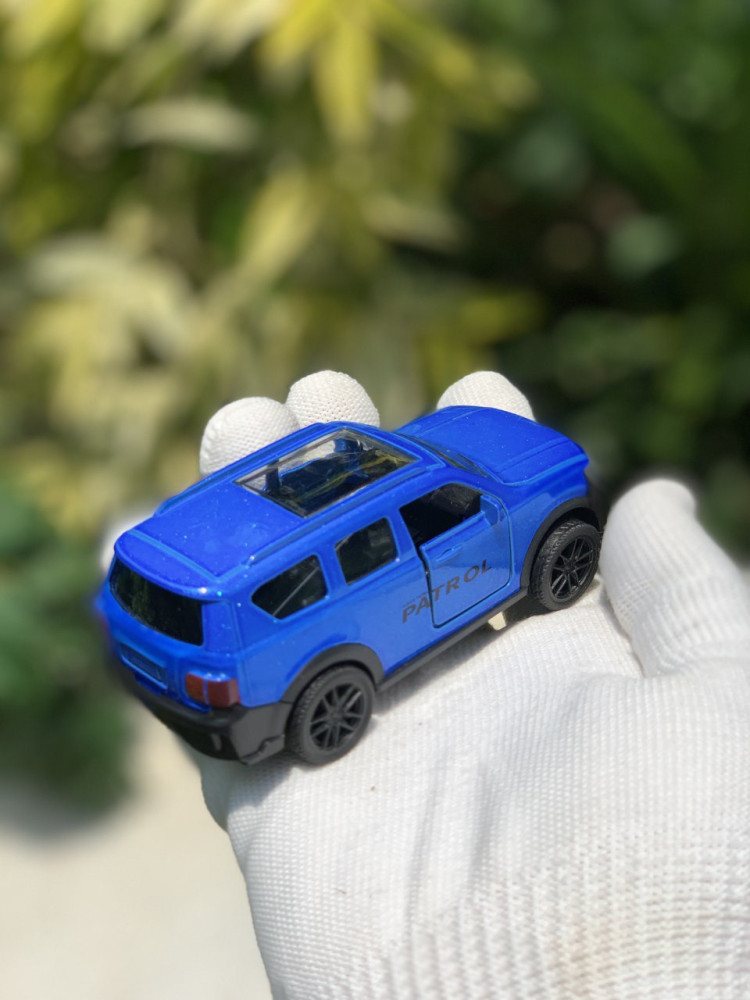 1:36 Nissan Patrol - Off-Road King