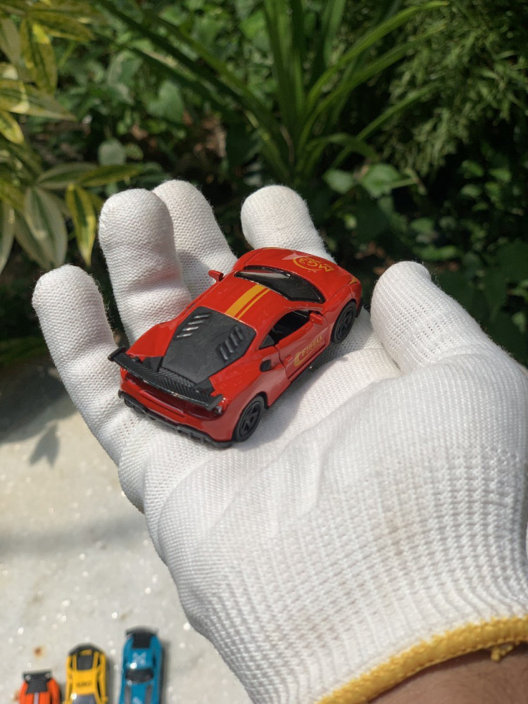 1:64 Ferrari 488 GTB - Mini Speedster