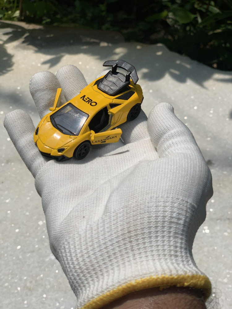 1:64 Lamborghini Aventador SVJ - Pocket Hypercar