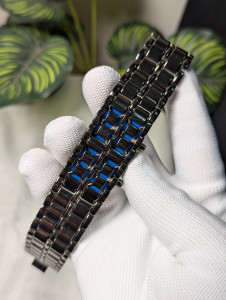 Elevate your style with this Premium Bracelet Design Chain Watch