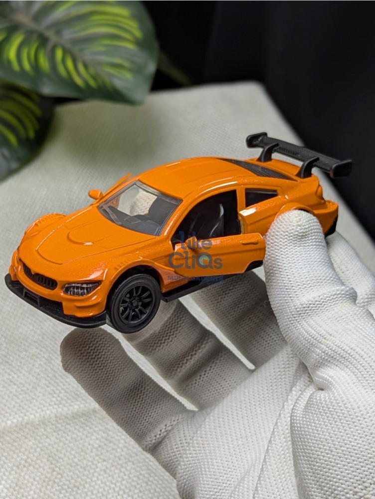 Rev up your collection with this 1:43 scale BMW M2