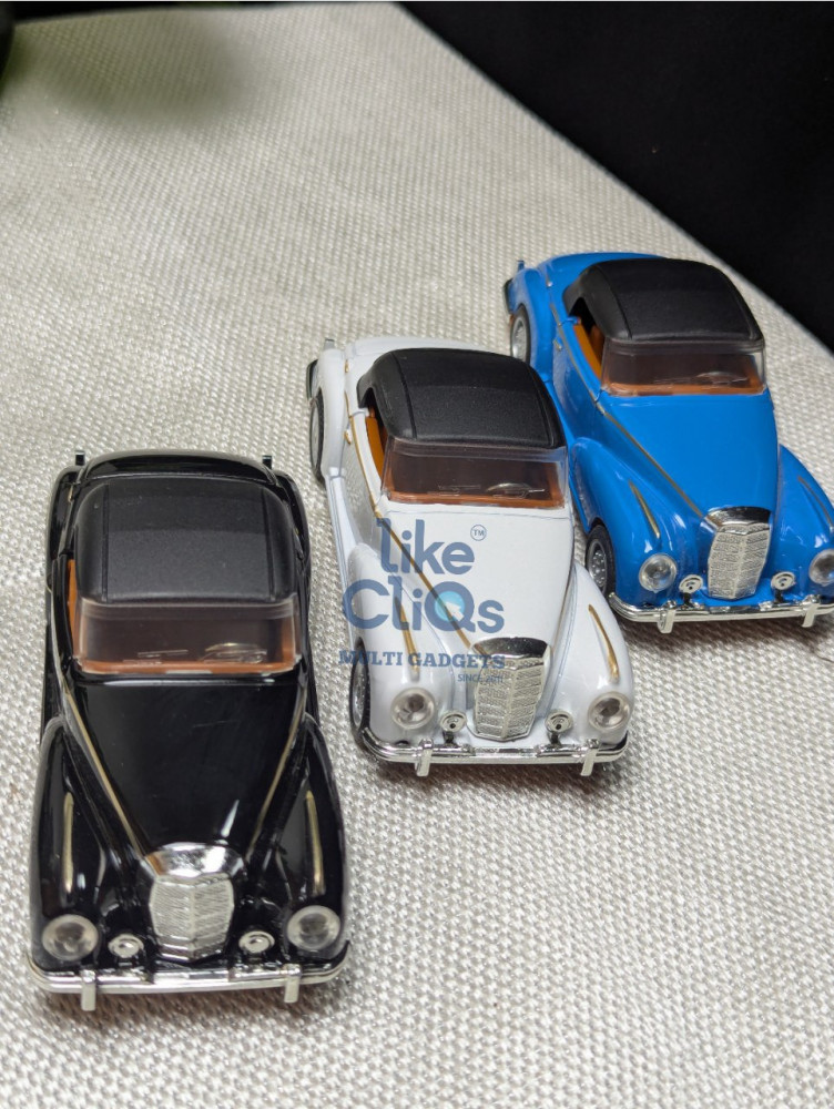 Cruise in classic luxury with the Mercedes-Benz 300S Cabriolet 1:32 scale miniature