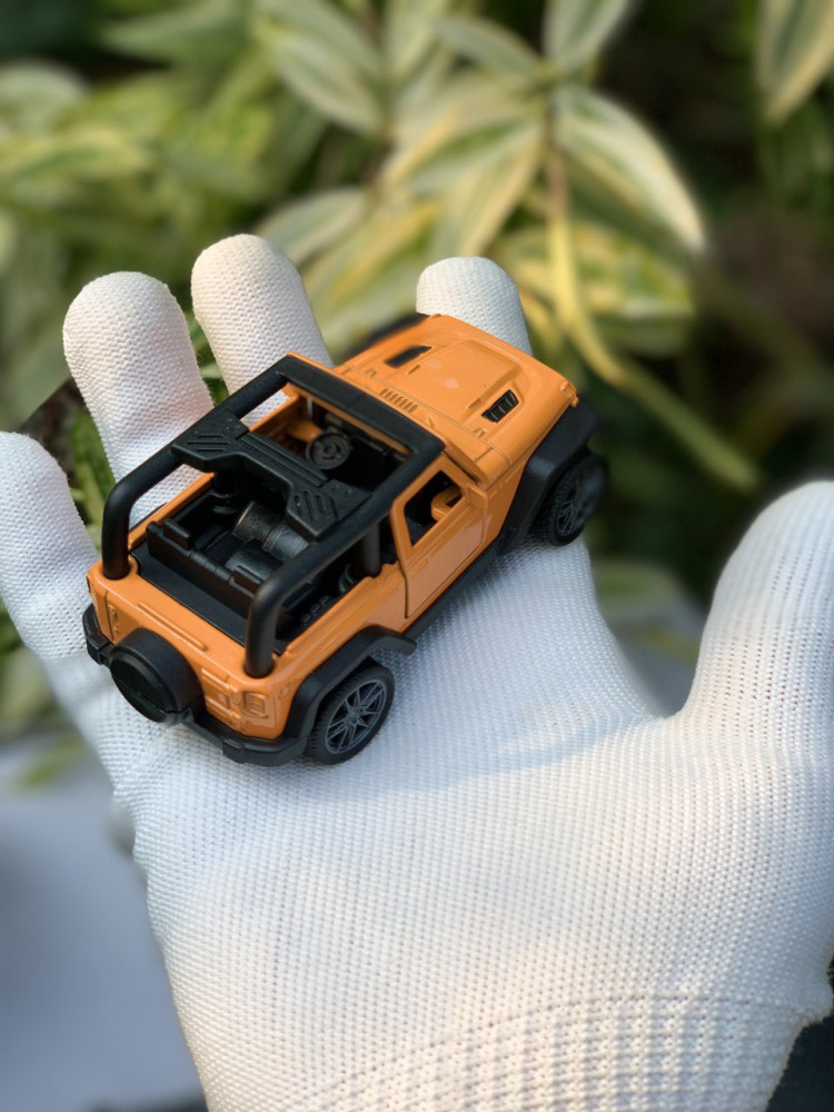 Zoom into fun with these 1:43 scale Thar miniatures