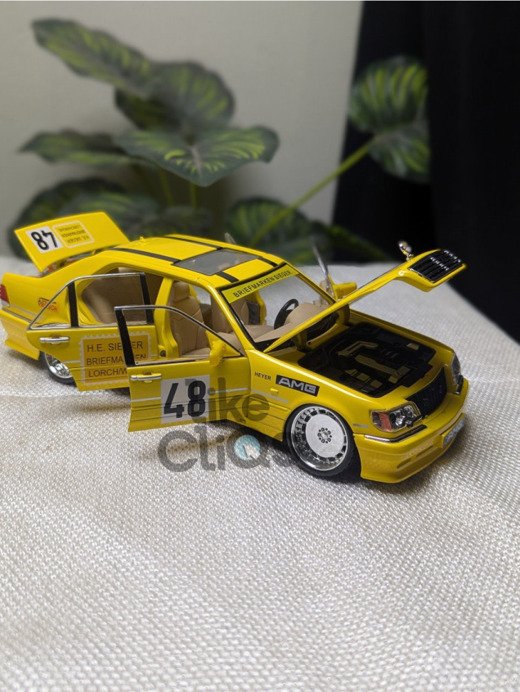 1:24 Scale Mercedes-Benz W140 - A Collector's Dream