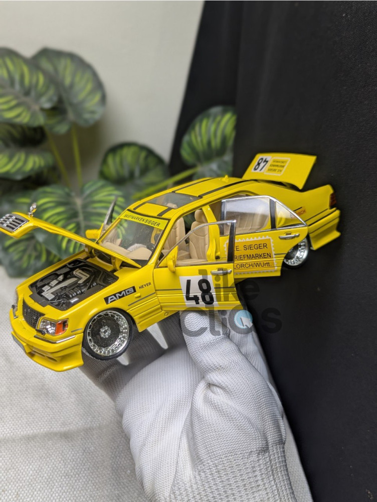 1:24 Scale Mercedes-Benz W140 - A Collector's Dream