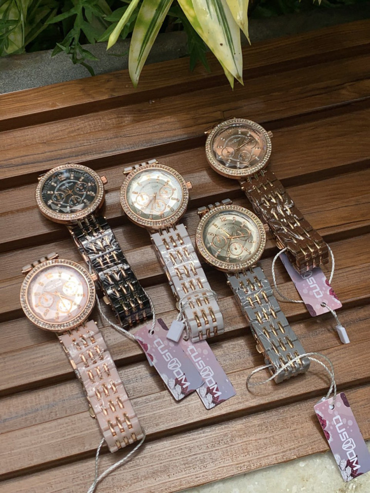 Custom Ceramic & Premium Watch - Stylish, Affordable & Versatile