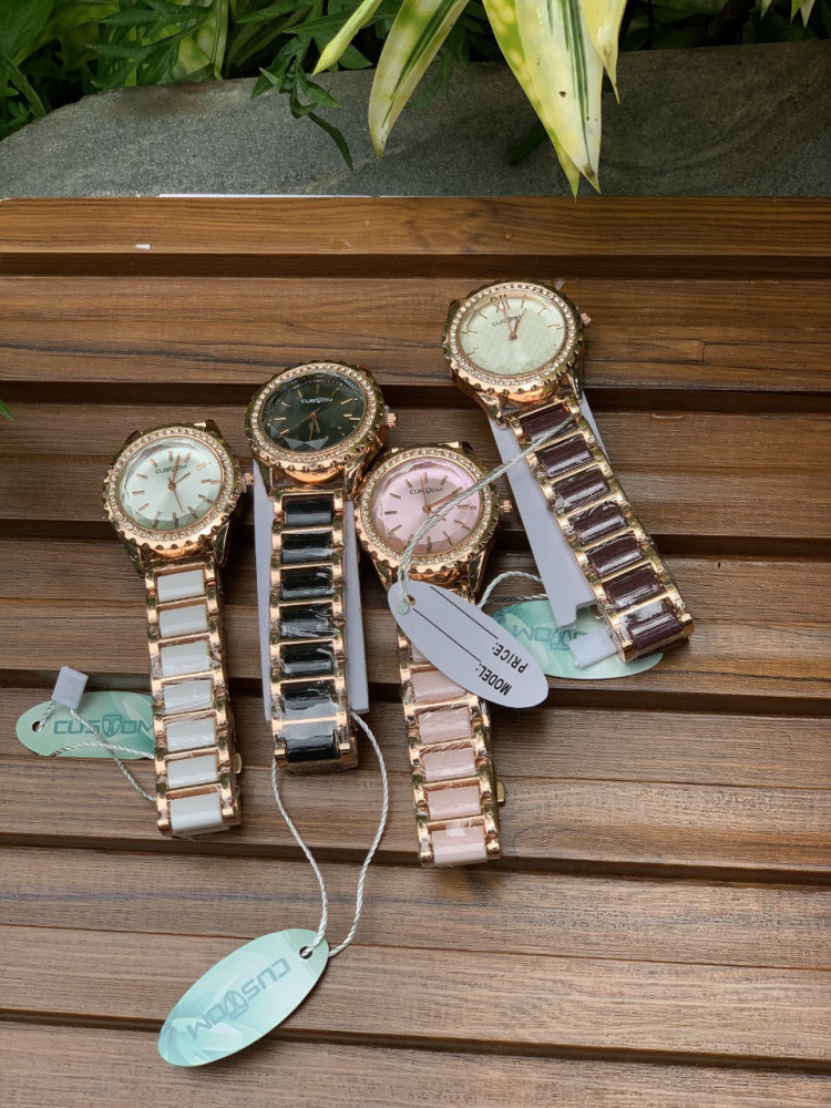 Custom Ceramic Round Dial Watch - Premium, Versatile & Affordable