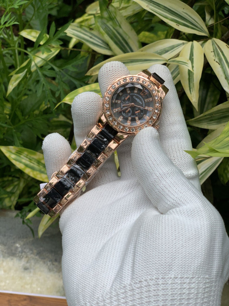 Custom Ceramic & Premium Watch - Elegant, Affordable & Versatile