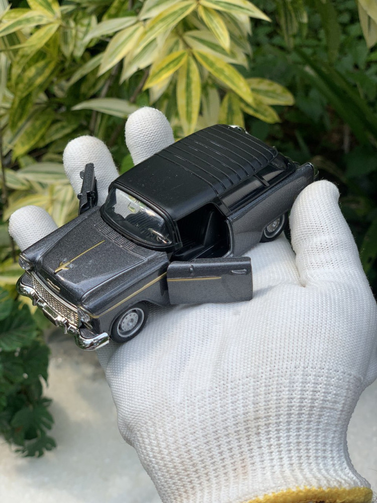 1:32 Classic Chevy Bel Air - Tri-Tone Treasure