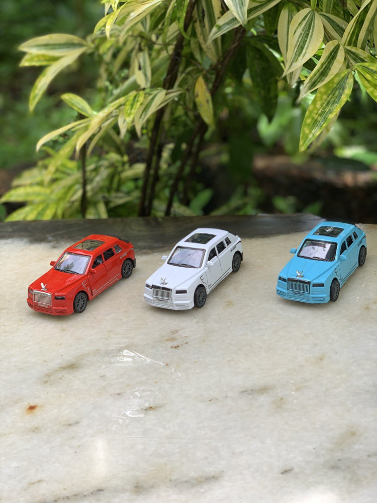 1:32 Rolls-Royce - Luxury with Lights & Sound