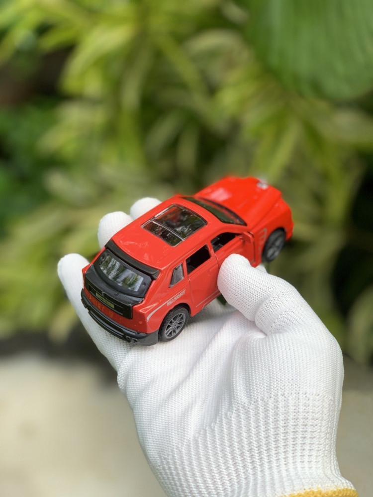 1:32 Rolls-Royce - Luxury with Lights & Sound