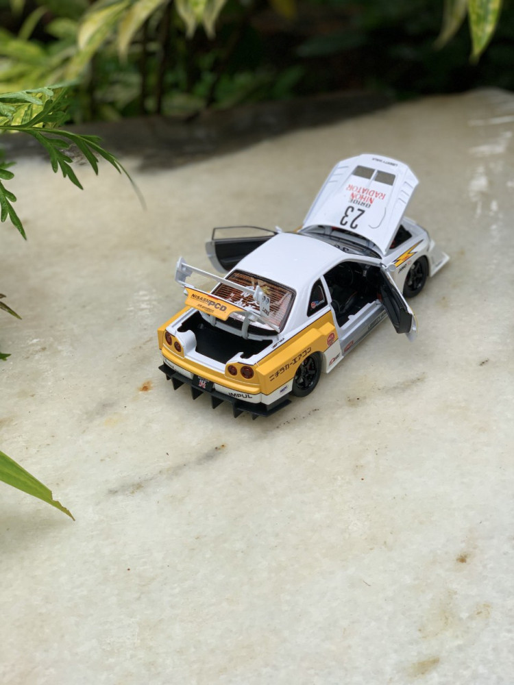 1:24 Nissan GT-R Skyline Modified - The Ultimate Collector's Edition