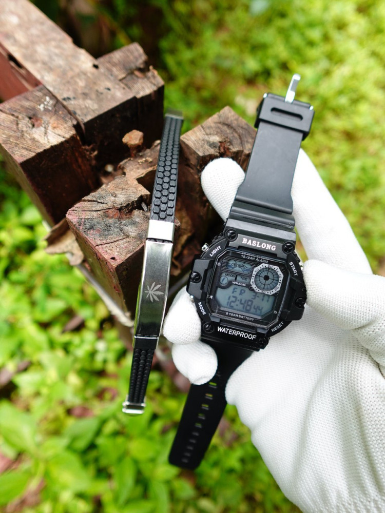 Trending Digital Watch & Bracelet Combo - Water Resistant & Premium Design, Just ₹499