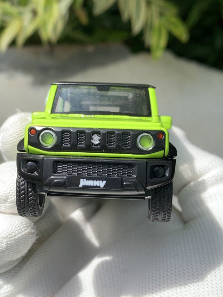 1:36 Suzuki Jimny - Authentic Off-Road Fun