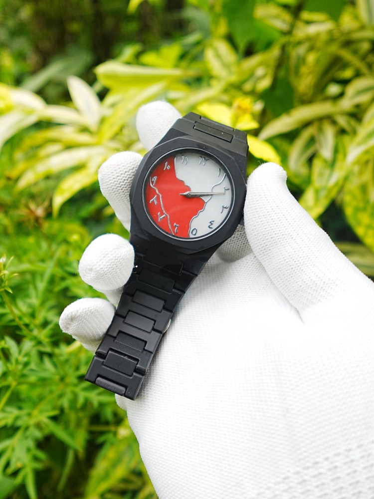 Trending Arabic Aura Watch - Unique Dial, Fiber Chain & Affordable