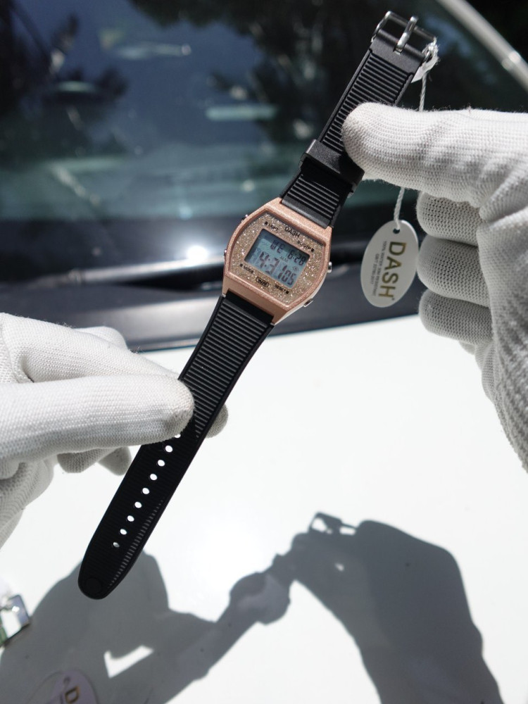 Girls' Digital Watch: Classic Design & Premium Quality