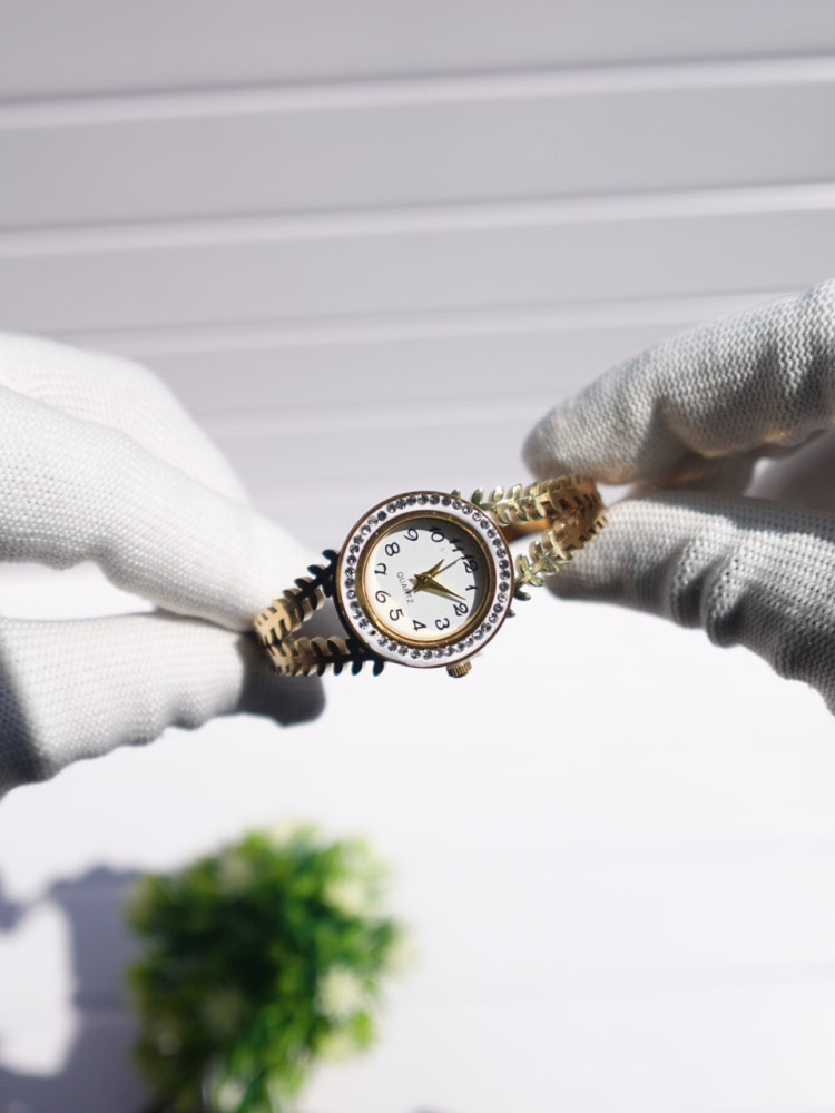 Anti-Tarnish Luxury Bracelet Watch for Girls