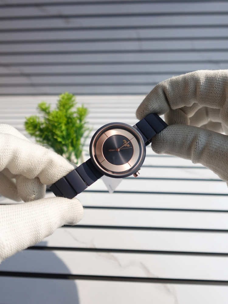 Style Meets Breeze: Felix Premium Girl’s Chain Watch & Mini Fan Combo