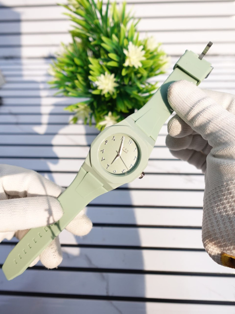 Trending Arabic Numeral Watch & Miniature Car Combo