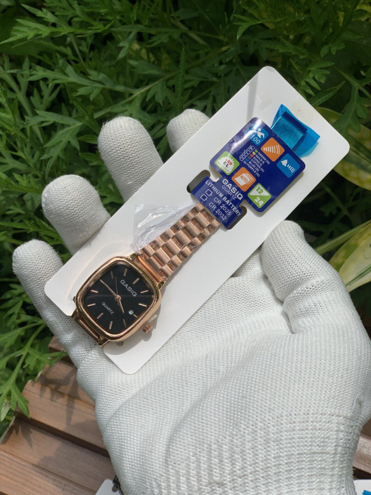 Gasiq Vintage Small Dial Watch - Oval Shape, Date and Girls' Favorite, rose gold