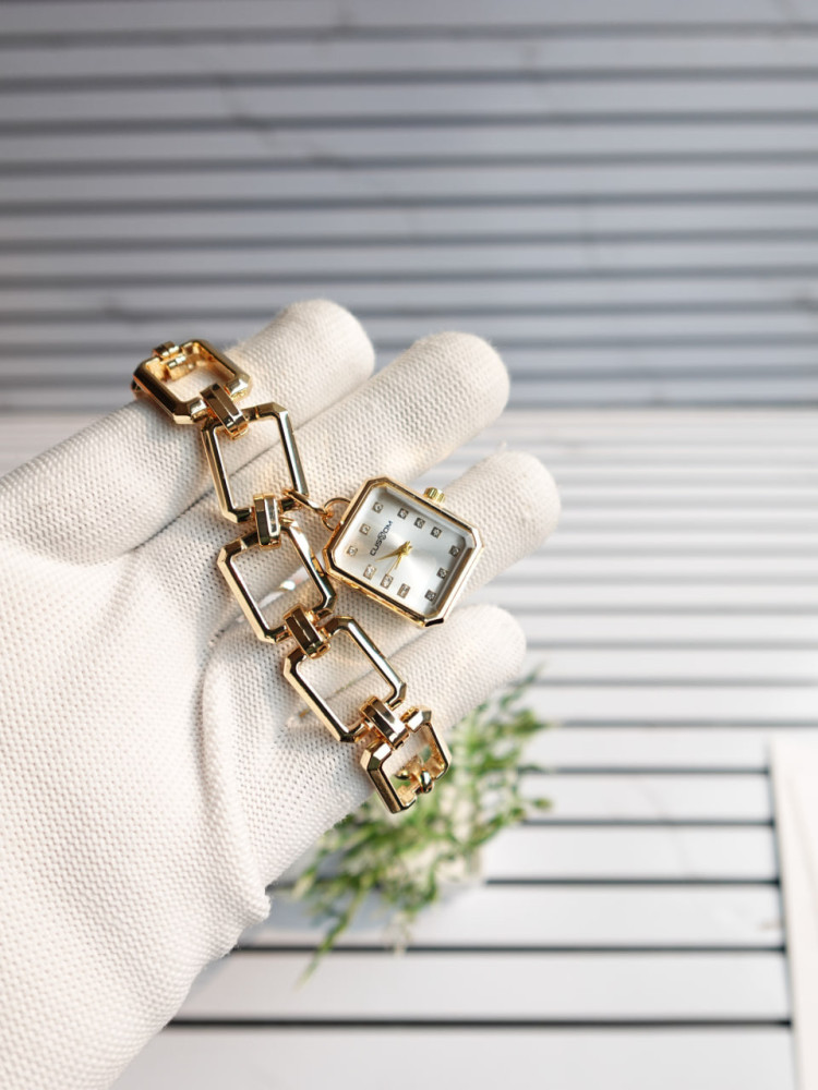 Timeless Elegance: Custom Bracelet Watch & Anti-Tarnish Necklace Combo