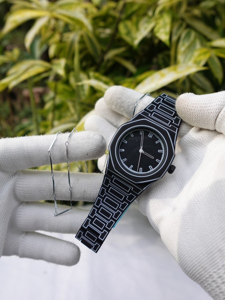 Trending Sketch Watch & Gents Chain Combo