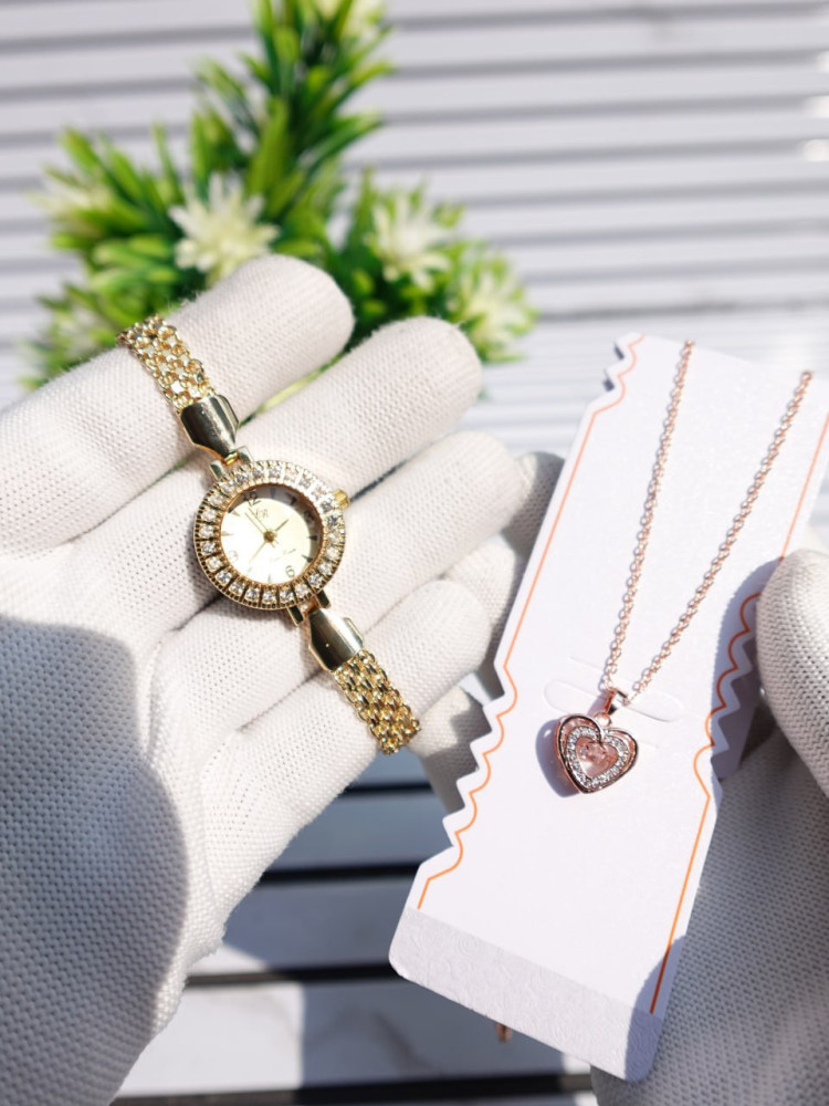 The Ultimate Surprise: Elegant Bracelet Watch & Premium Necklace Combo