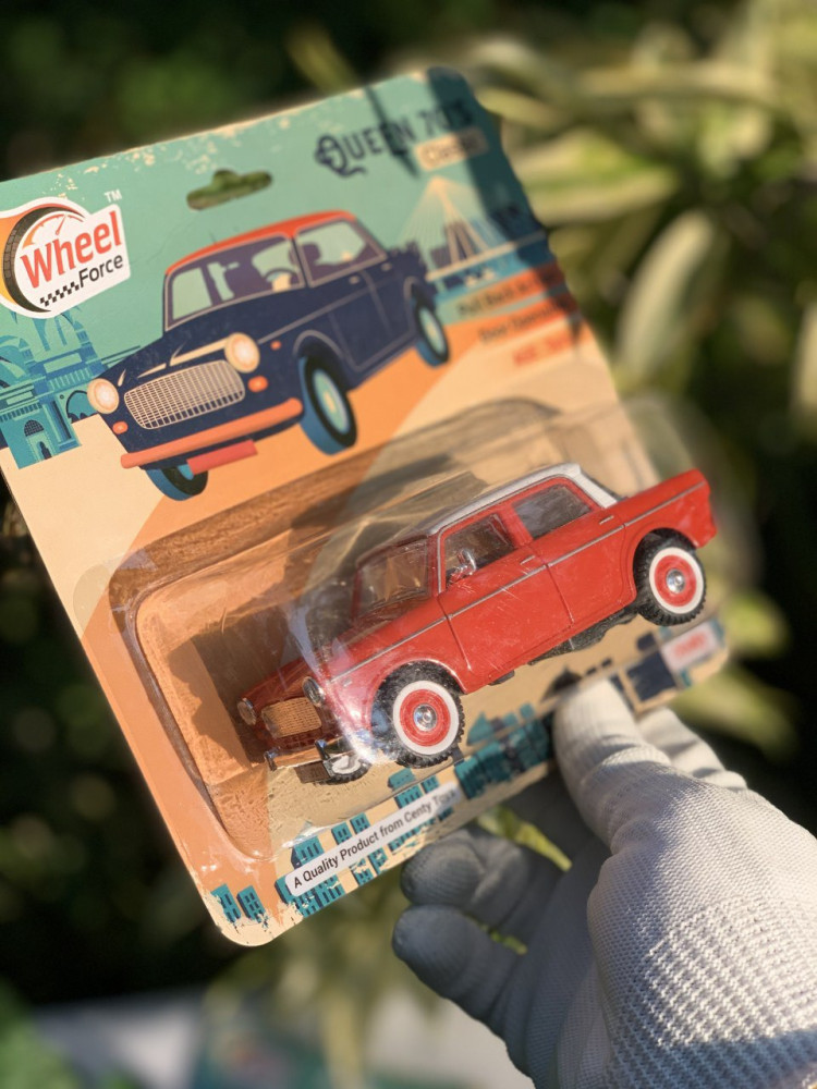 Zoom into nostalgia with these adorable Fiber Premier Padmini vintage classic car miniatures