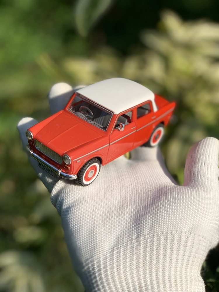 Zoom into nostalgia with these adorable Fiber Premier Padmini vintage classic car miniatures