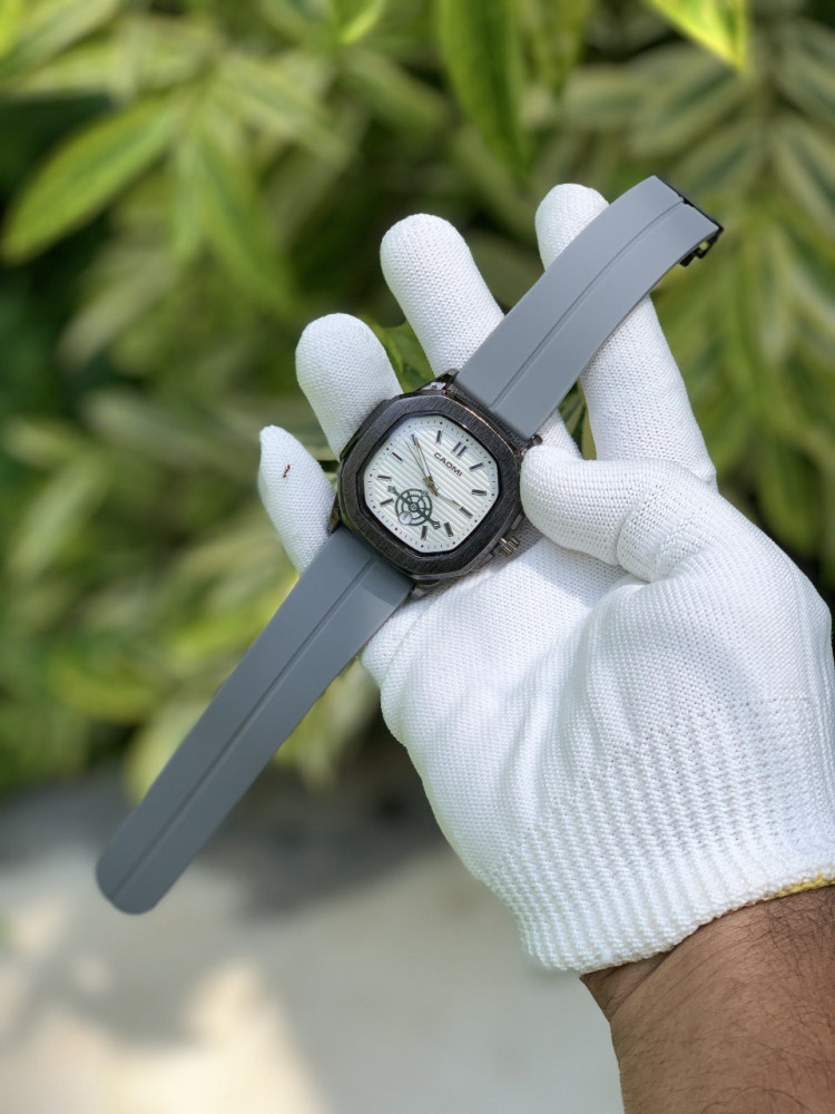 CAOMI New Arrival Premium Analog Watch - Magnetic Lock & Date