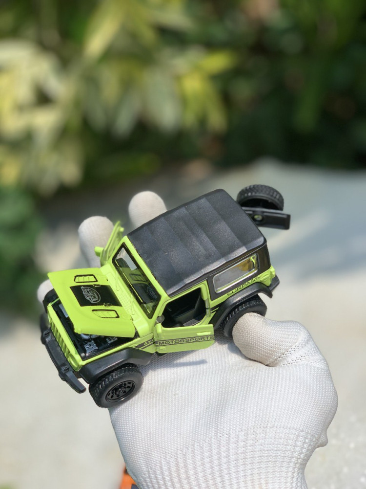 1:32 Jeep Wrangler - Triple the Adventure