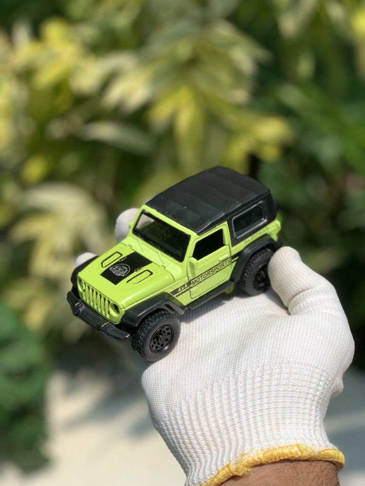 1:32 Jeep Wrangler - Triple the Adventure
