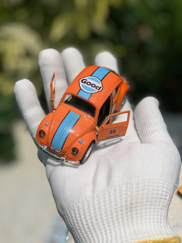 1:36 VW Beetle - Double the Retro Fun