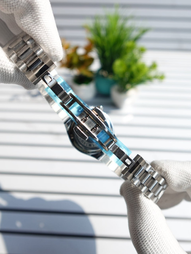 Twootime Elegance: The Ultimate Stainless Steel Watch & Necklace Duo