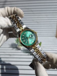 Luxury Dual-Tone Emerald Green Watch for Men – The Ultimate Power Statement