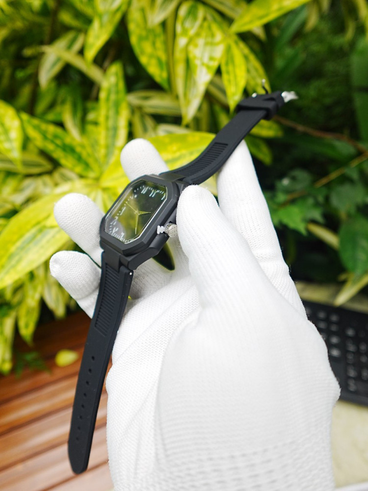 Trending Analog Watch - Unique Arabic Design with Premium Silicone Strap