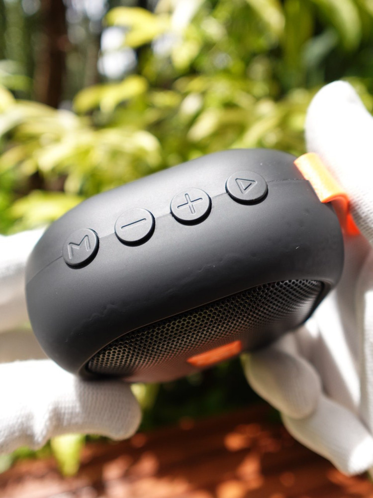 MZ M29VP Portable Bluetooth Speaker