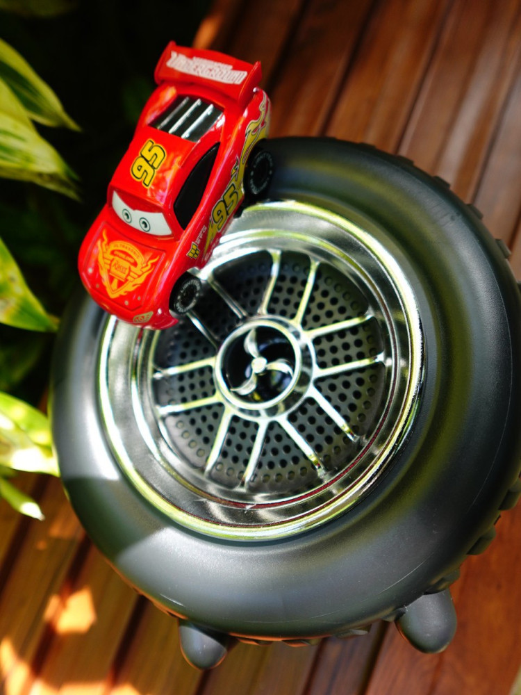 MZ Portable Speaker: Unique Alloy Wheel Design & Free Car